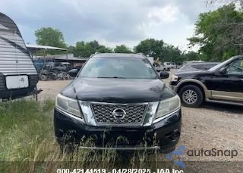 2015 Nissan Pathfinder S z USA, uszkodzony, nr VIN 5N1AR2MN4FC668222